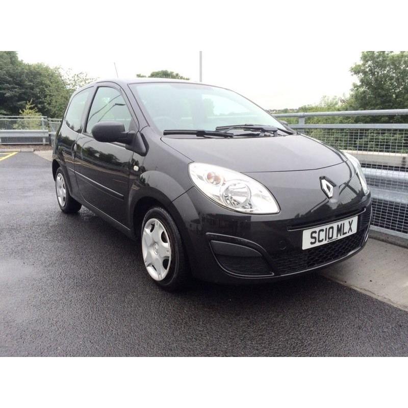 10 Plate 1.1 Renault Twingo. Years Mot.