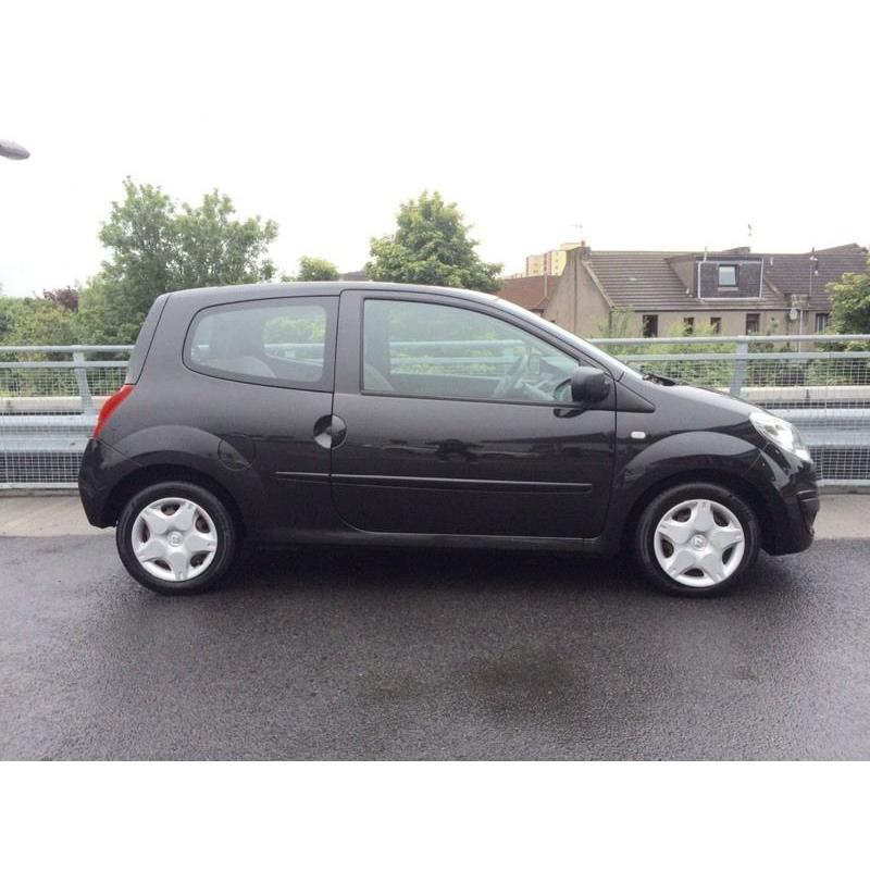 10 Plate 1.1 Renault Twingo. Years Mot.