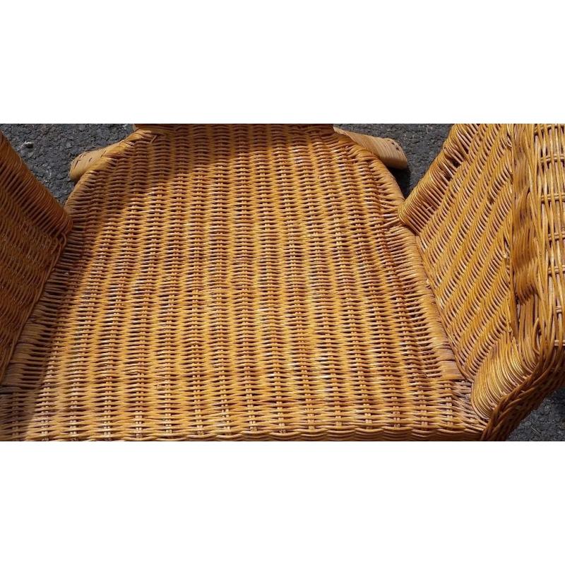 Wicker Chair - like new