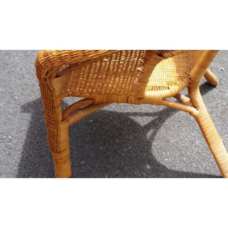 Wicker Chair - like new