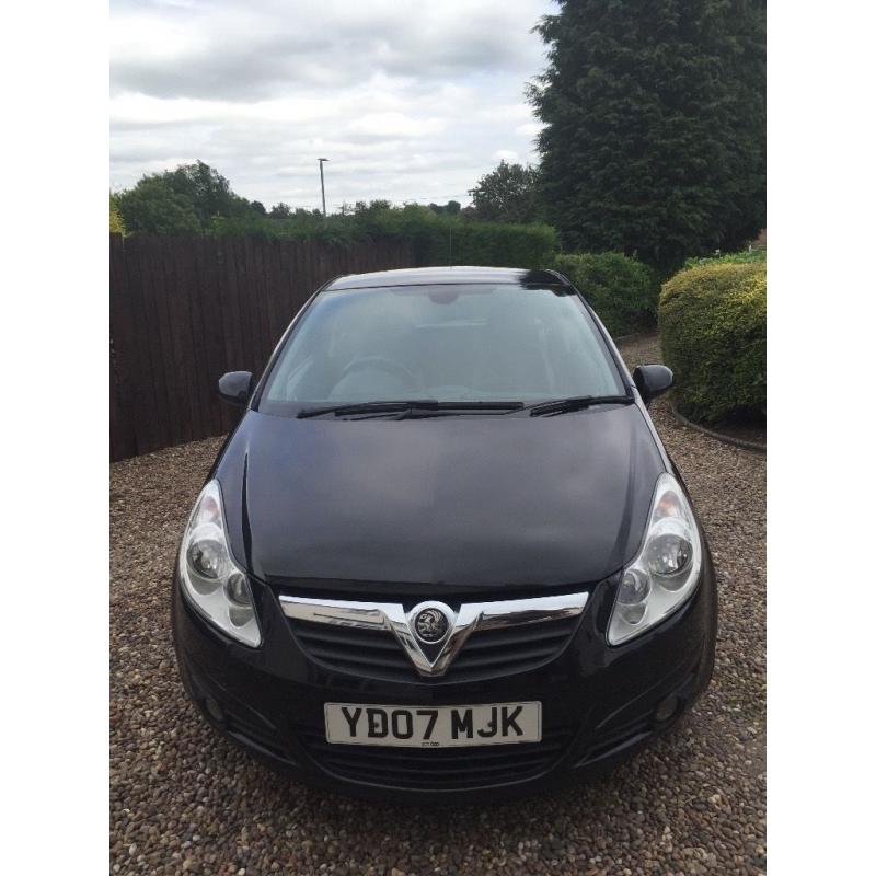 **REDUCED**Vauxhall corsa 1.4 design 10 months M.O.T remaining