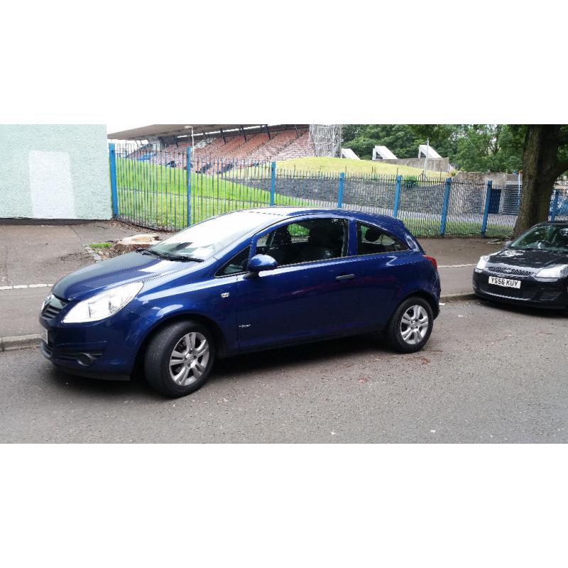 Ideal first car - Vauxhall Corsa 1.2 i 16v Breeze 3dr