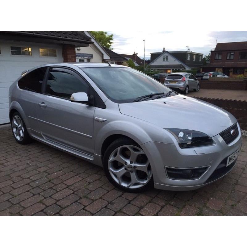 Ford Focus ST-2 2.5L 3 Dr In Prestige Condition! Full FORD Service History/1 Year MOT/HPI Clear