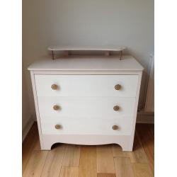 Children's dressing table