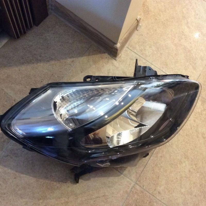 Valeo Headlight Renault Clio Mk 3 2009-2012