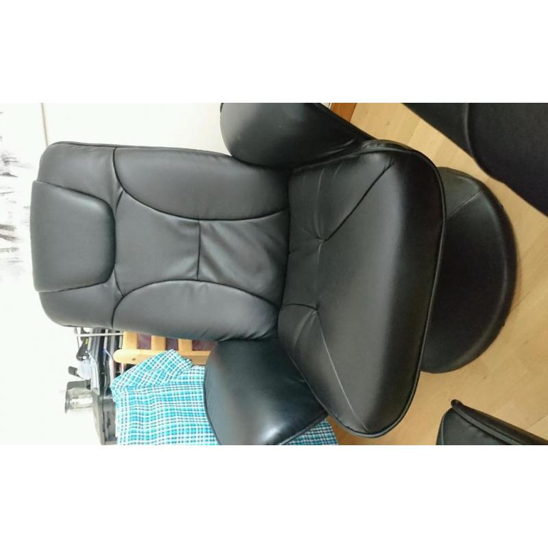 Leather recliner gaming chair with foot stool