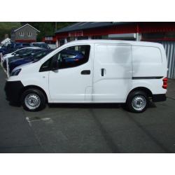 Nissan NV200 1.5dCi 89bhp Van Euro 5 Twin Side Doors SE Air Con Reverse Camara