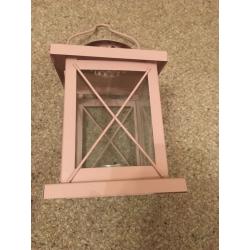 Baby pink lantern