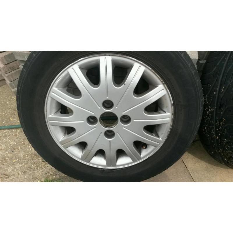 Ford focus ghia alloys