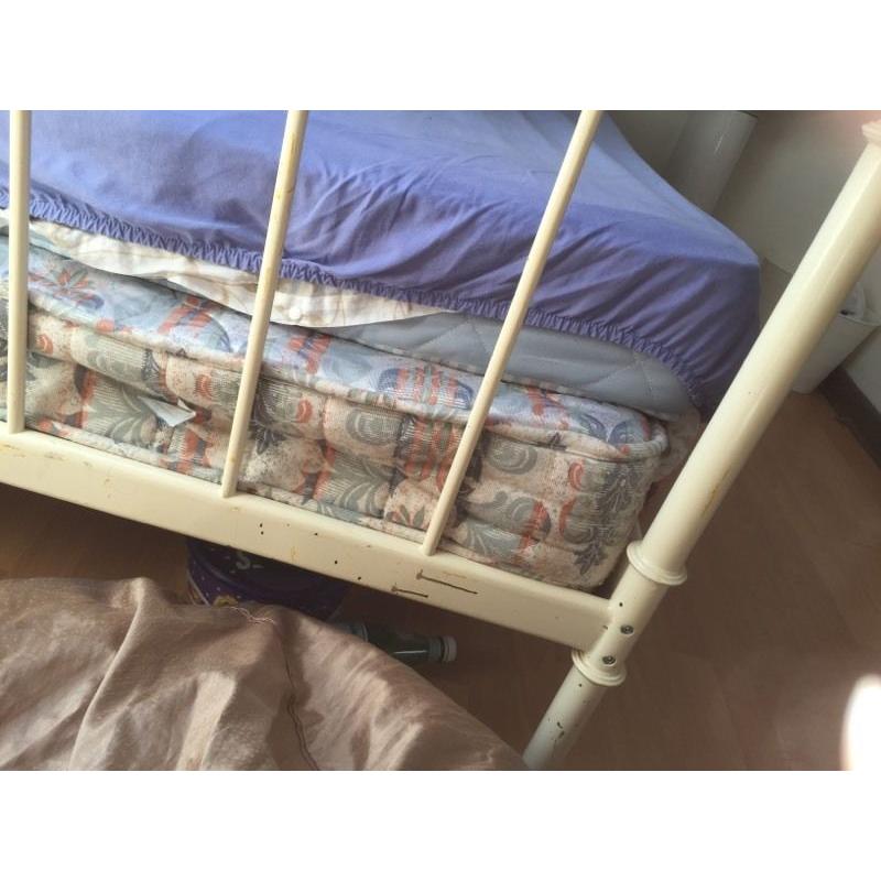 METAL FRAME SINGLE BED, OPTIONAL TWO MATRESSES INCLUDED