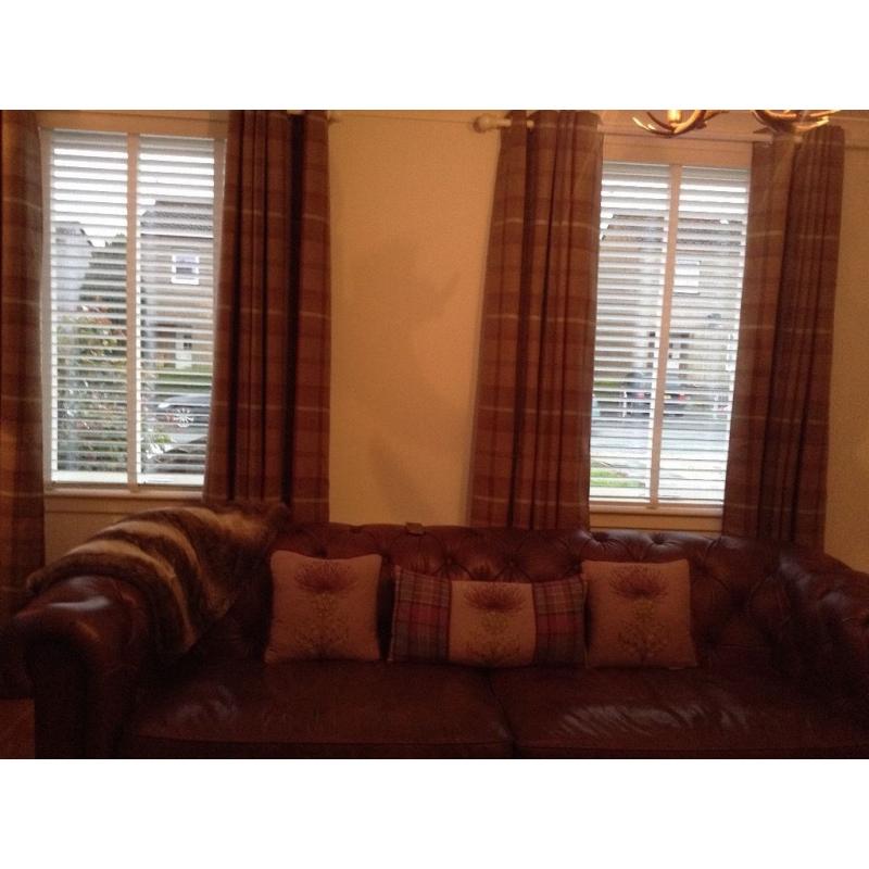 2 pairs highland check curtains