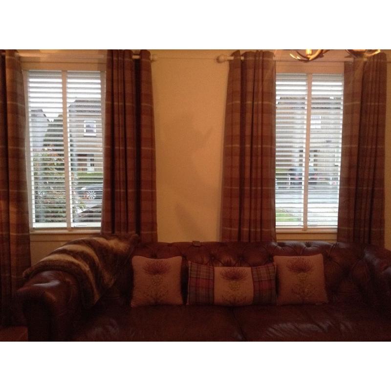 2 pairs highland check curtains