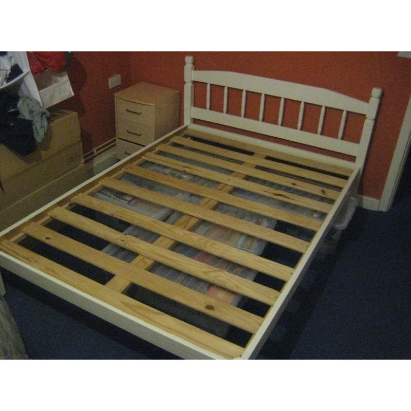 ST IVES double bed frame - Wooden pine frame.