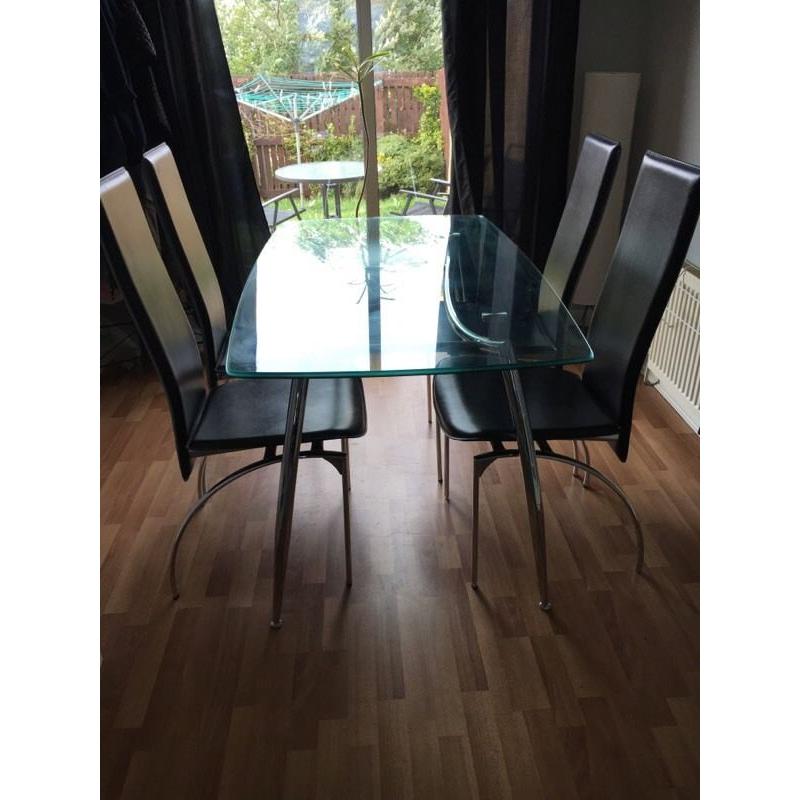 Dining table and 4 chairs