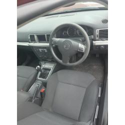 Vauxhall vectra 1.8 exclusive