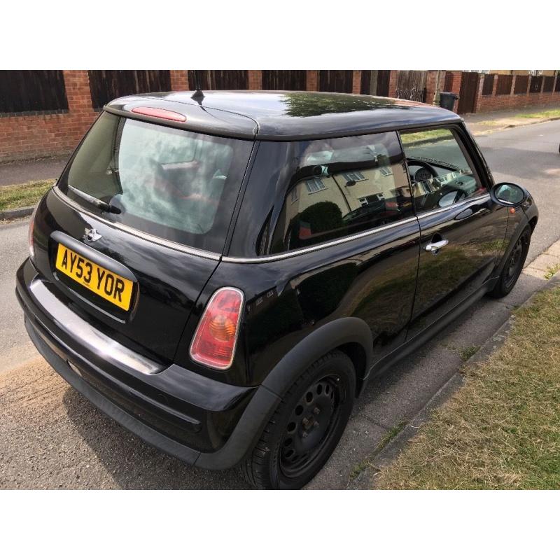 MINI ONE D 1364cc Turbo Diesel 6 speed manual 3 door hatchback 53 Plate 15/09/2003 Black