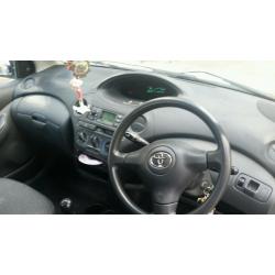 YARIS D4D 2003