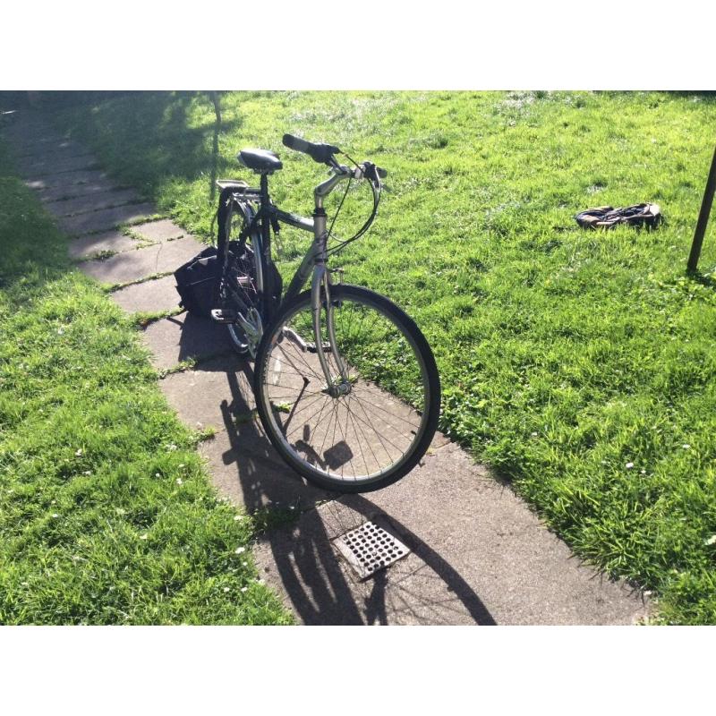 Town Bike with sturdy Lock and Pump.