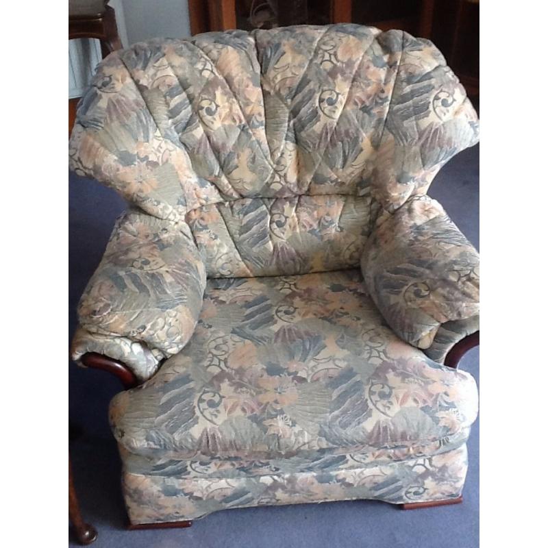 G Plan High backed 2 seater settee and 2 matching Armchairs. Very, very comfortable