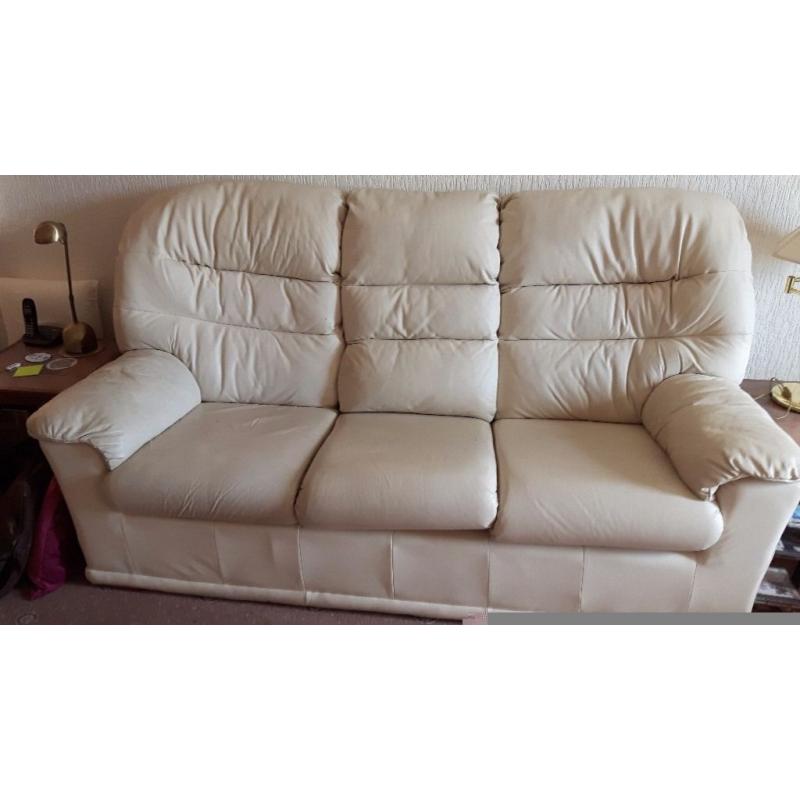 G Plan Cream/putty coloured leather 2 and 3 seater sofas and chair suite