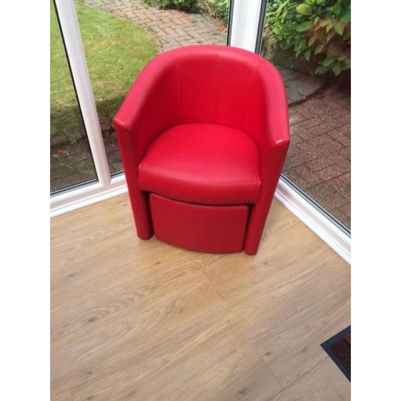 3 X TUB CHAIRS WITH STOOLS IN RED