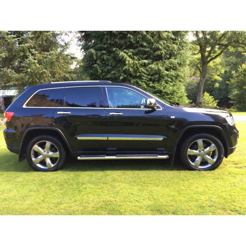 STUNNING 2013 JEEP GRAND CHEROKEE OVERLAND HUGE SPEC EVERY OPTION 3.0CRD V6