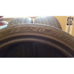 2x Pirelli 225/40/18 Tyres 3-4mm