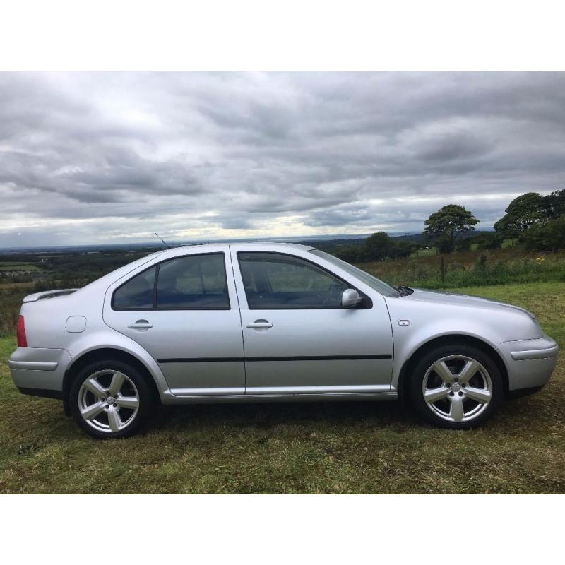 2005 VOLSKWAGON BORA 1.6 PETROL S 98921 MILES RS6 ALLOYS MOT'D NOV 16 EXCELLENT CONDITION