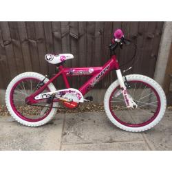 18 inch girls bike - excellent condition (unwanted xmas present)