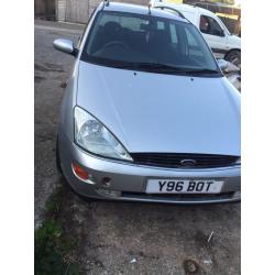 Ford Focus ghia estate 2001