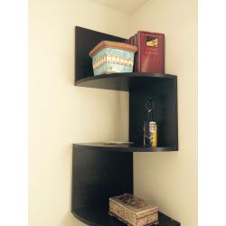 Bookcase/bookshelves