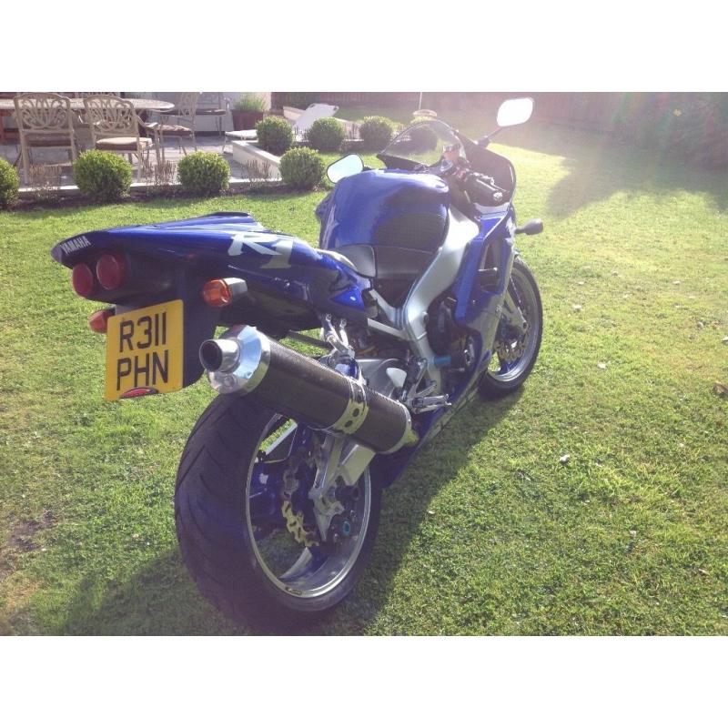 Yamaha R1 1998,15K,stunning bike.