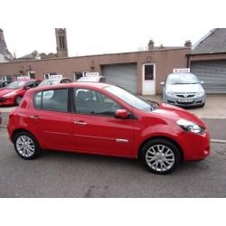 RENAULT CLIO 1.2 dynamique 2010 Petrol Manual in Red