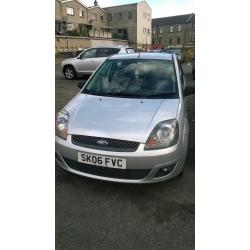 Fiesta 5 door, 1.4 Zetec petrol for spares or repairs