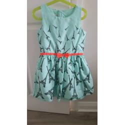 Girls dress