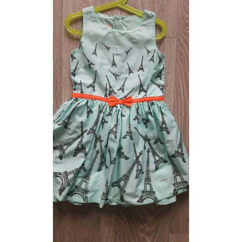 Girls dress