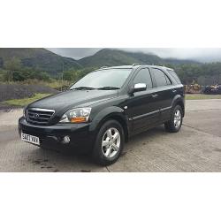 KIA SORRENTO XT 2.5 TDIESEL FACTORY BLACK STUNNING