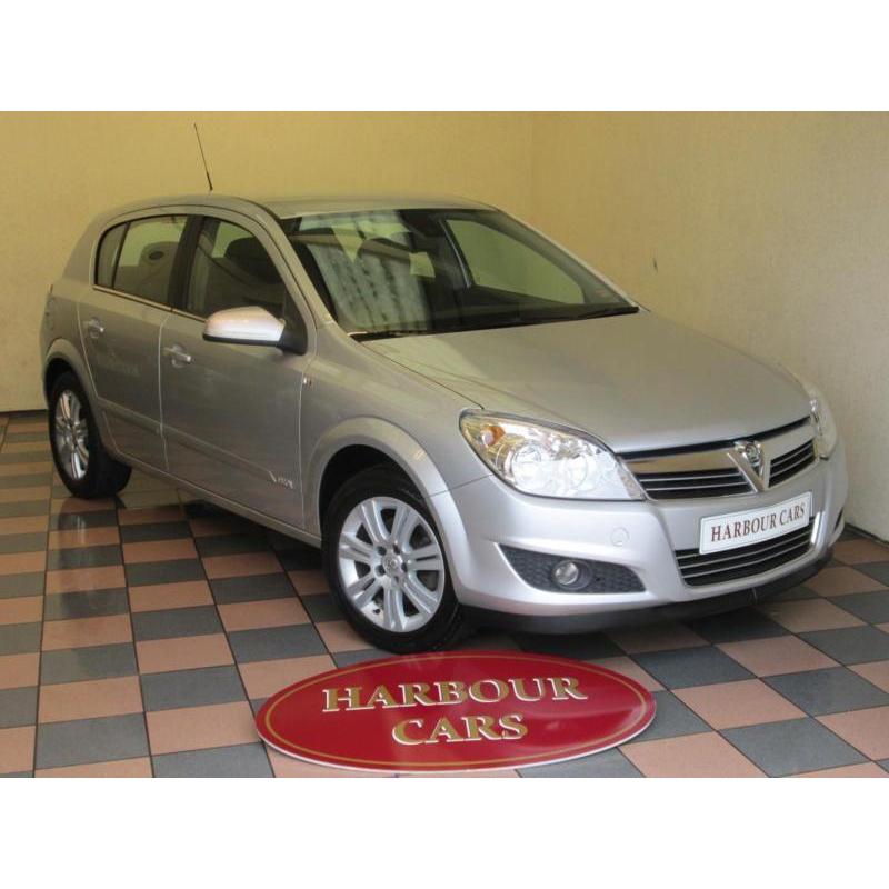 2008 58 Vauxhall Astra 1.8i 16v AUTOMATIC Design, 1 Owner, 30,000 Miles