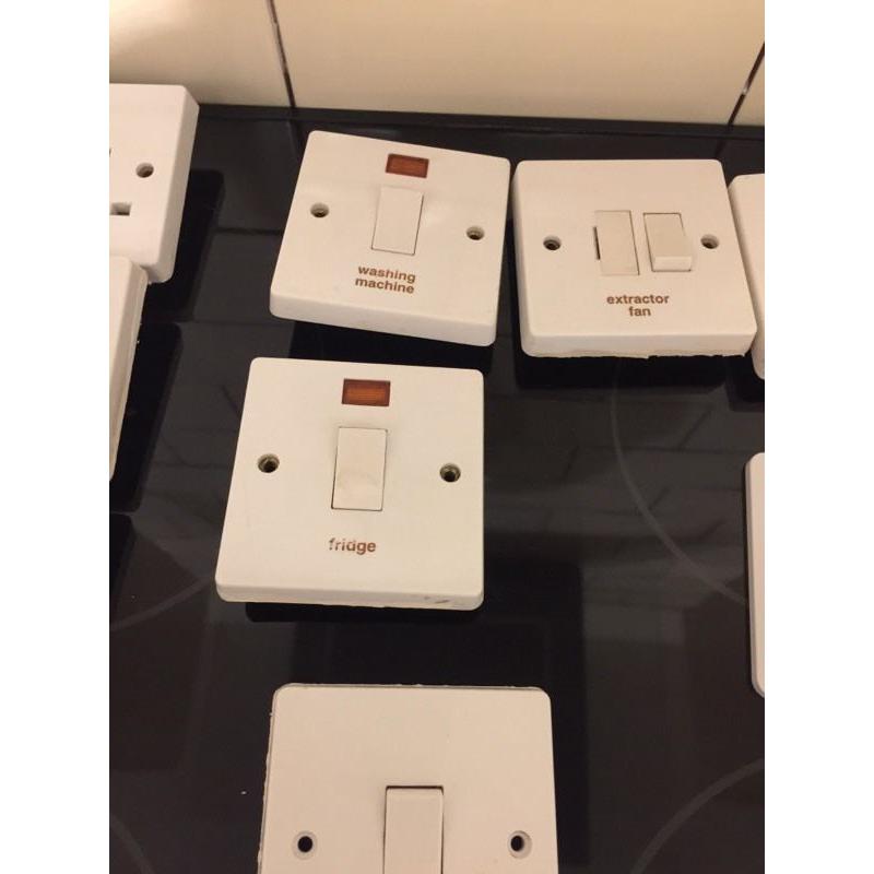 12x electric sockets excellent order various ones