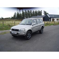 1999 TOYOTA RAV 4 WHEEL DRIVE NEW MOT 1 OWNER FSH 82K TOWBAR LEATHER ETC